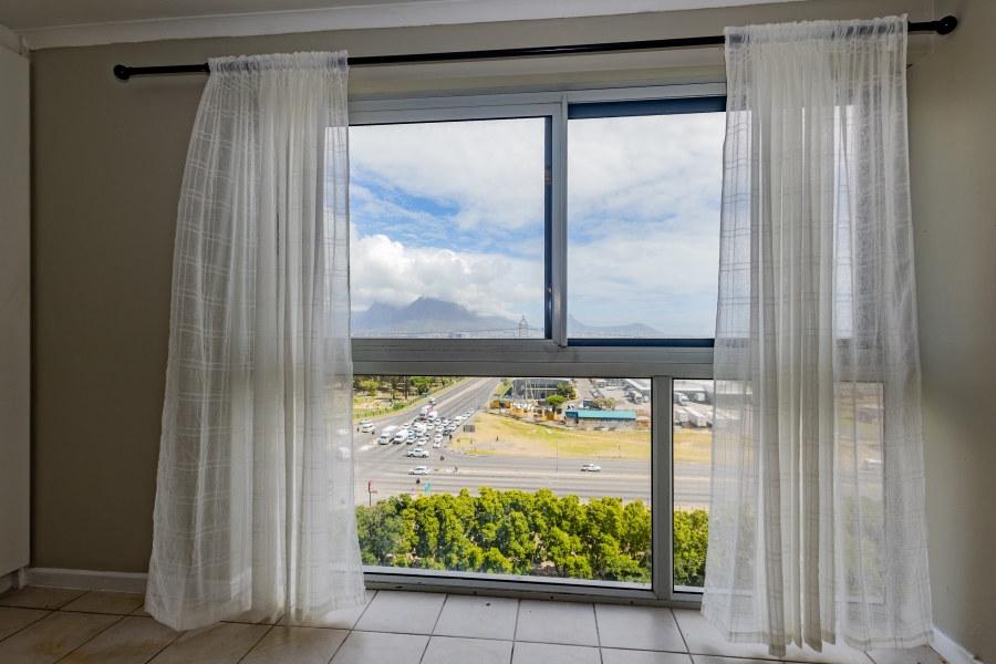 1 Bedroom Property for Sale in Townsend Estate Western Cape